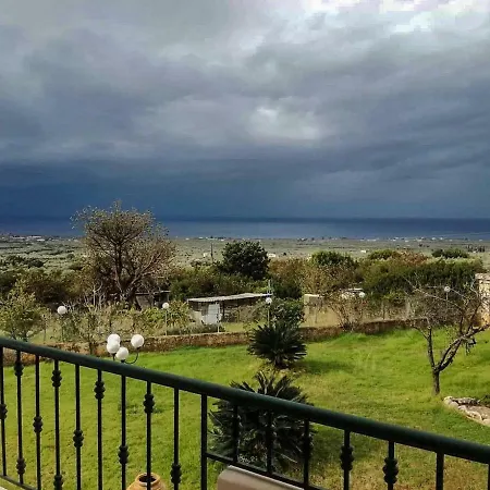 Kiparissia Relaxing Amazing View בית נופש