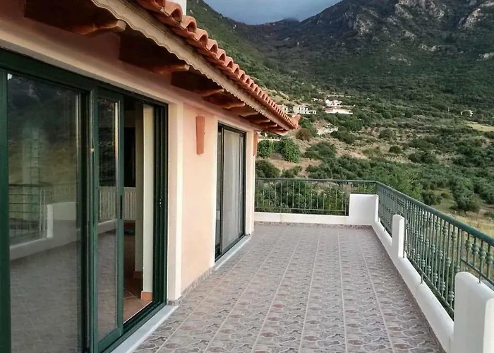 펜션 Kiparissia Relaxing Amazing View