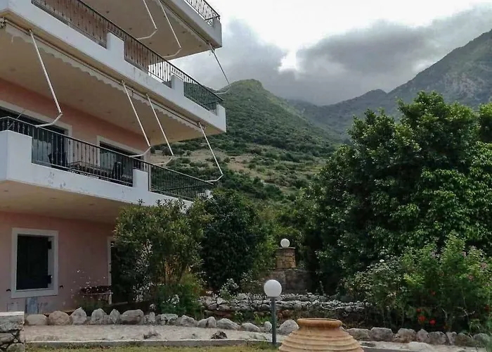 펜션 Kiparissia Relaxing Amazing View